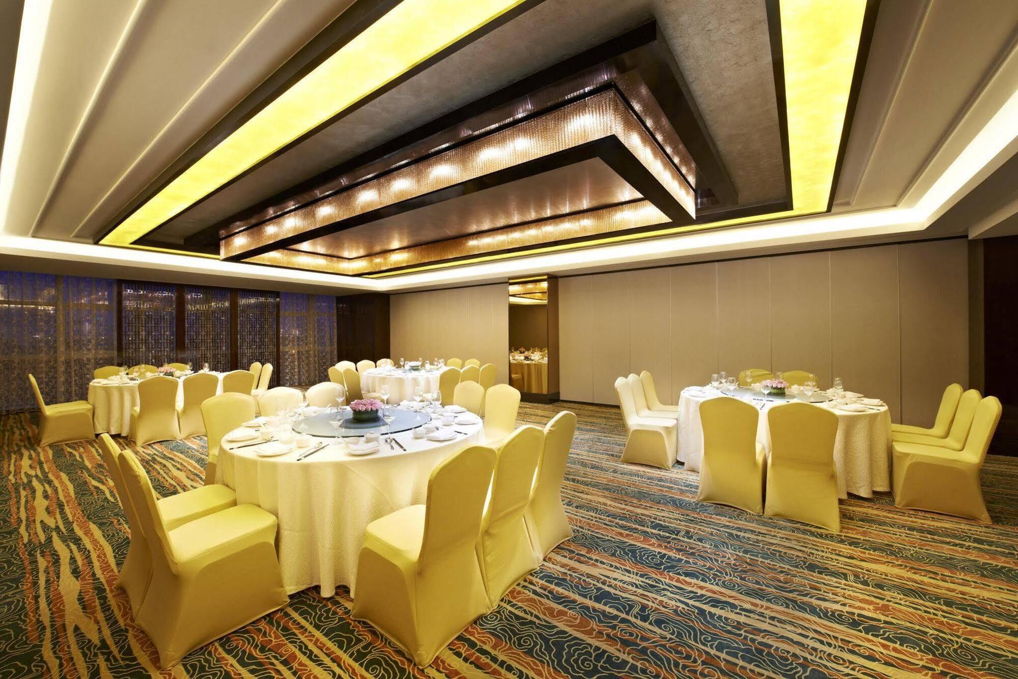 Sheraton Waigaoqiao Hotel